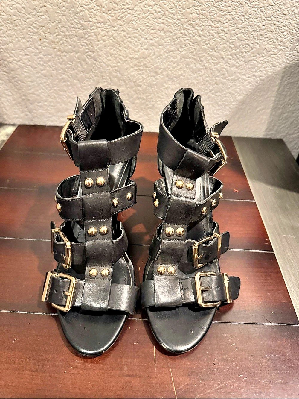 Vintage BCBGeneration Black & Gold Strappy Heels
